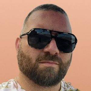 Meet your Posher, Roberto